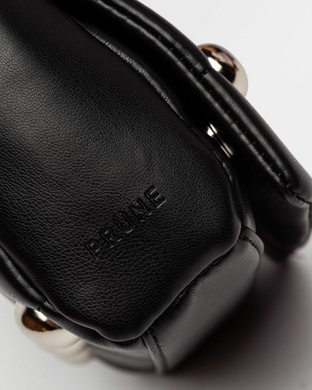 Mini Bag Budapest En Efecto Cuero Negro