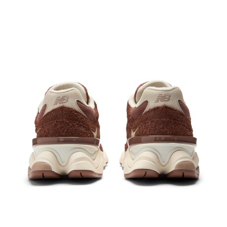 Championes Lifestyle New Balance Unisex 9060 U9060CCC ELD