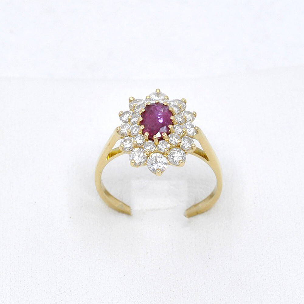 Anillo En Oro 18K, Rubi Y Brillantes Anillo En Oro 18K, Rubi Y Brillantes