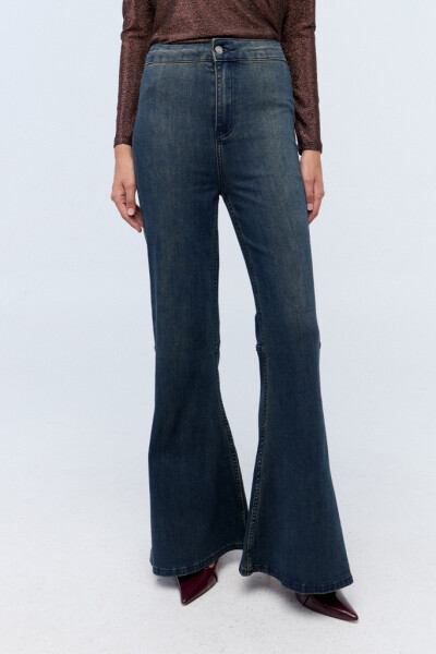 Jean Lyon Azul
