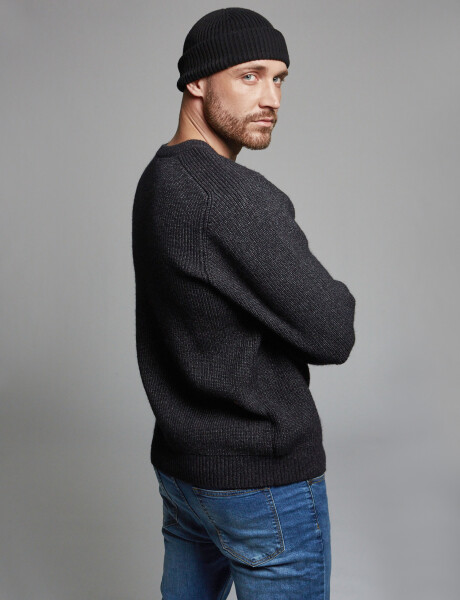 Sweater basico negro melange