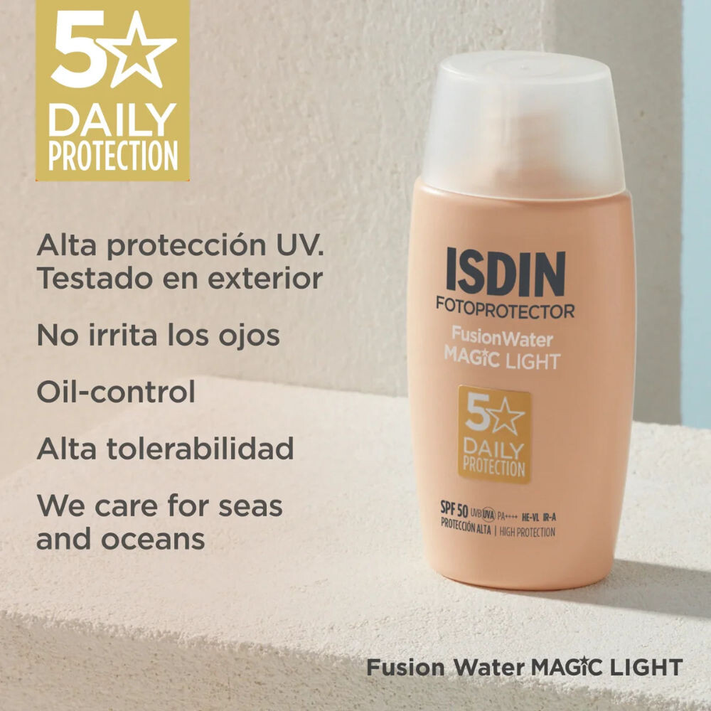 Protector Solar Facial FOTOPROTECTOR Fusion Water MAGIC Color Light SPF50 50ml - Tono Claro