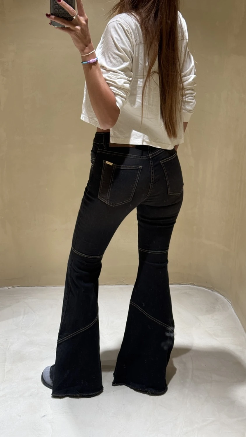 Jean Arid