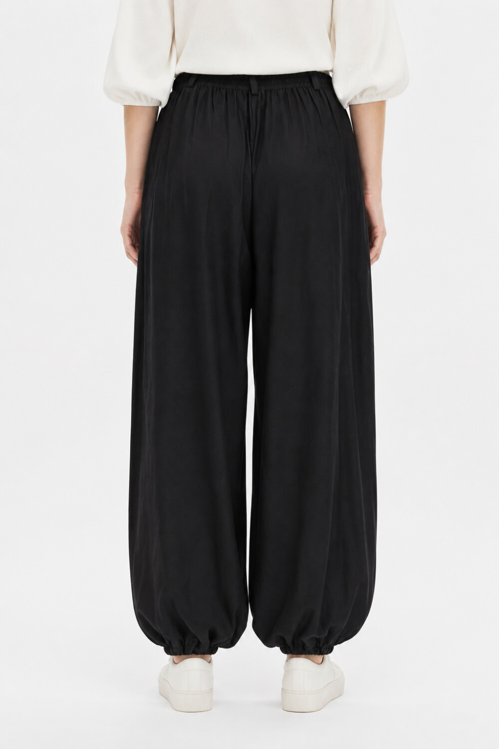 Pantalon Povu Negro
