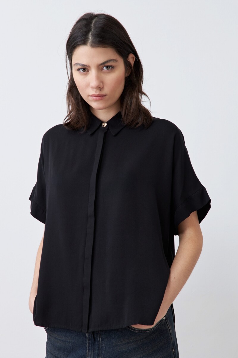 Camisa manga corta negro