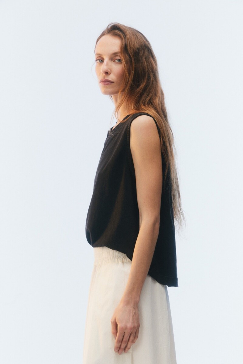 MUSCULOSA PARIS Negro