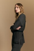 POLERA CASIOS Negro