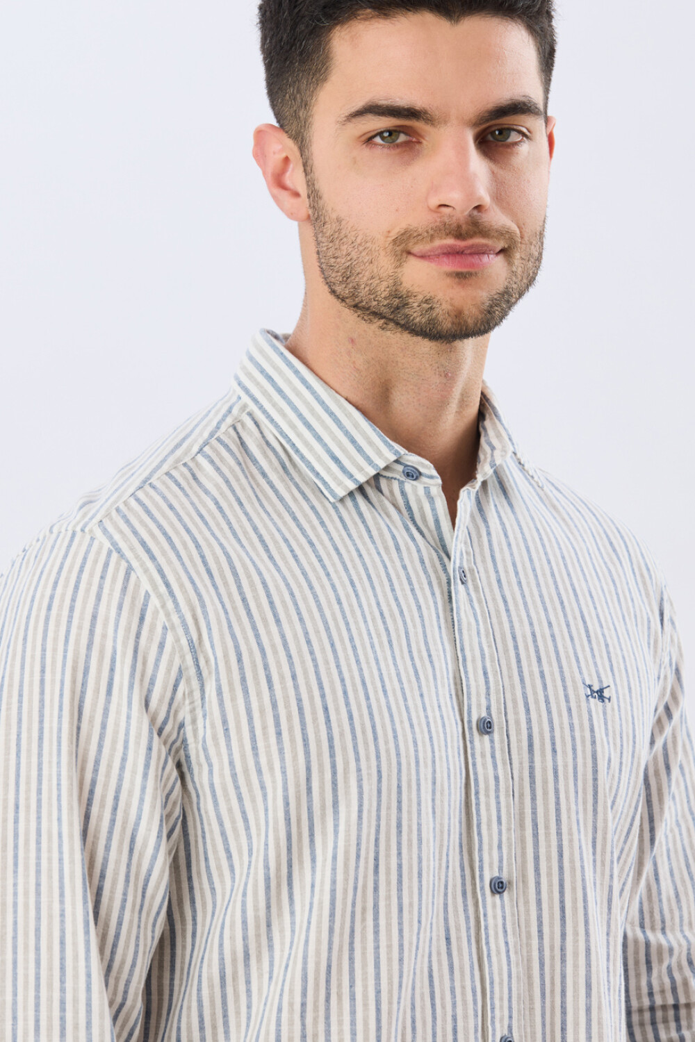 CAMISA RAYADA DE LINO Verde