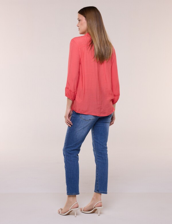Blusa Con Alforzas En Delantero Y Botones CORAL
