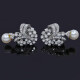 Caravanas oro 18k blanco , brillantes y perla de cultivo Caravanas oro 18k blanco , brillantes y perla de cultivo