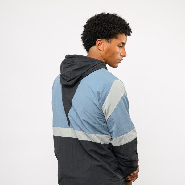 Campera Nylon Pulse Umbro Hombre 2p5