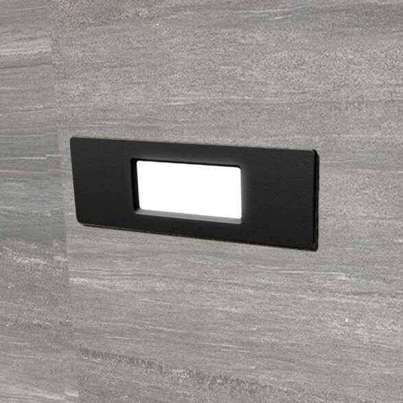Luminaria de embutir rectangular negra 4W cálida IP55 FL0920