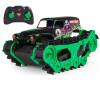 Monster Jam, Grave Digger Trax All-Terrain con control remoto para exteriores Monster Jam, Grave Digger Trax All-Terrain con control remoto para exteriores
