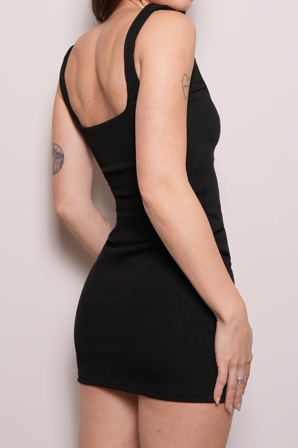Vestido Shape Negro