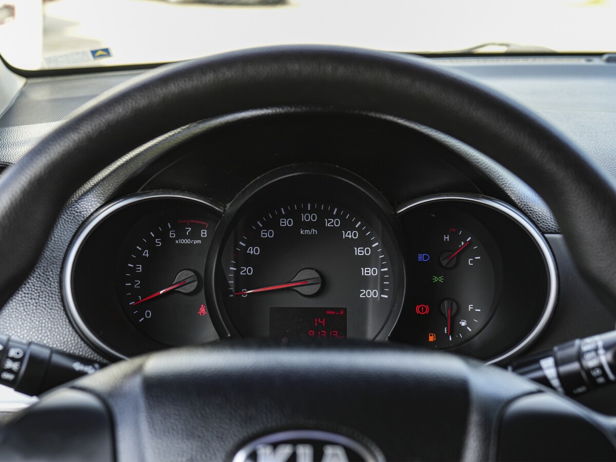 Kia Picanto EX 1.0 Extra Full| Permuta / Financia Kia Picanto EX 1.0 Extra Full| Permuta / Financia
