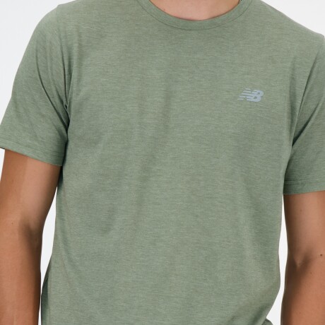 Remera New Balance de Hombre - HEATHERTECH - MT41070DHO DARKOLIV