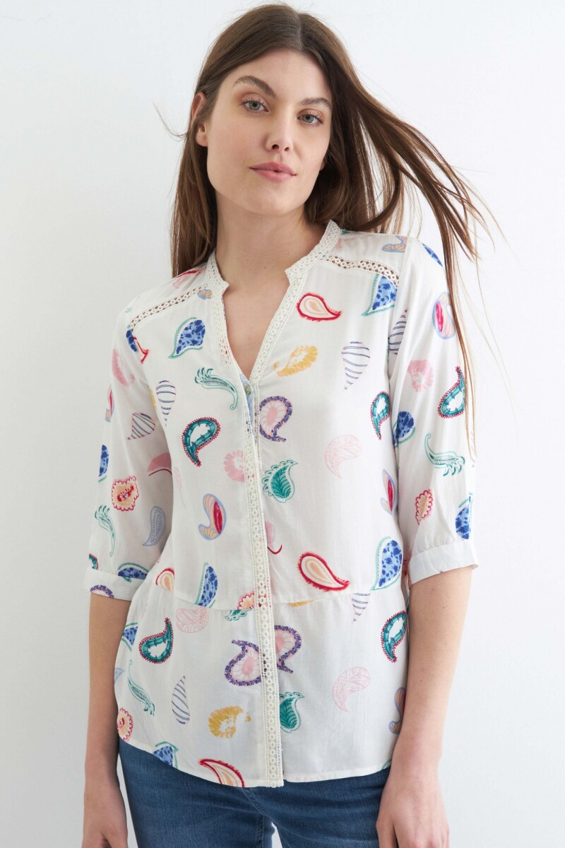 Camisa con estampa en arabesco - multicolor 