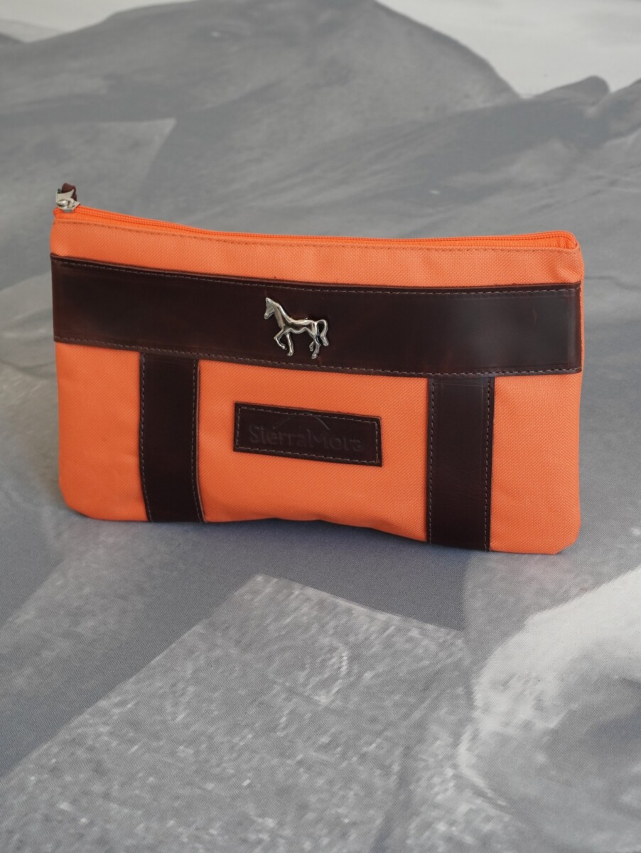Sobre Cartuchera Mustang - Chocolate / Naranja 