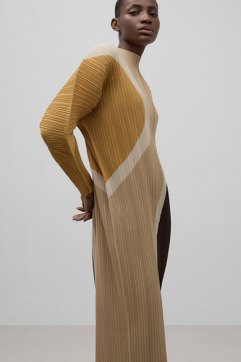 VESTIDO CRINKLE Camel