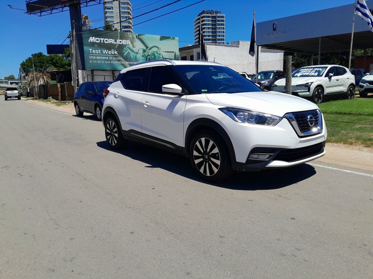 Nissan Kicks 1.6 Exclusive CVT | Permuta / Financia Nissan Kicks 1.6 Exclusive CVT | Permuta / Financia