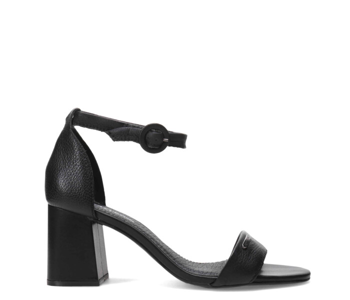 Sandalia alta c/pulsera Preto
