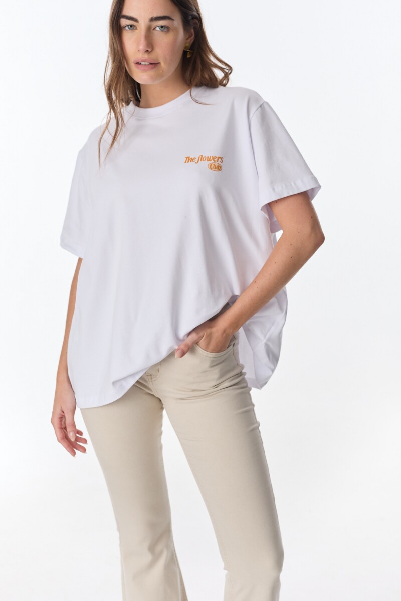 Remera Flowers Club - Silla 