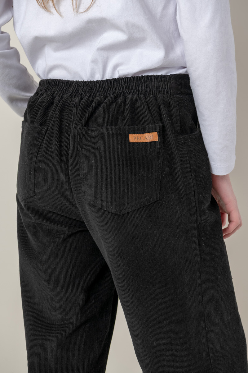 Pantalon cotidiano Negro