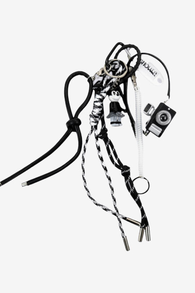 CHARM LLAVERO Negro