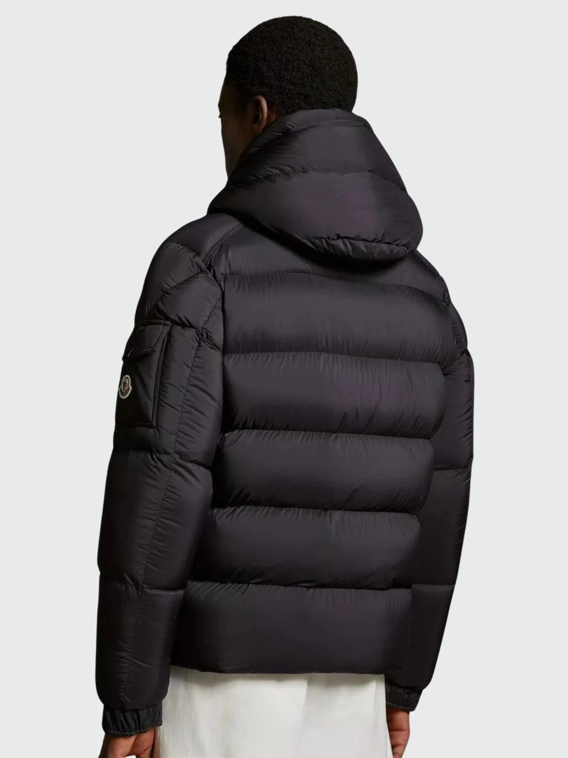 Moncler -Chaqueta rellena de plumas con capucha extraíble, VEZERE Negro