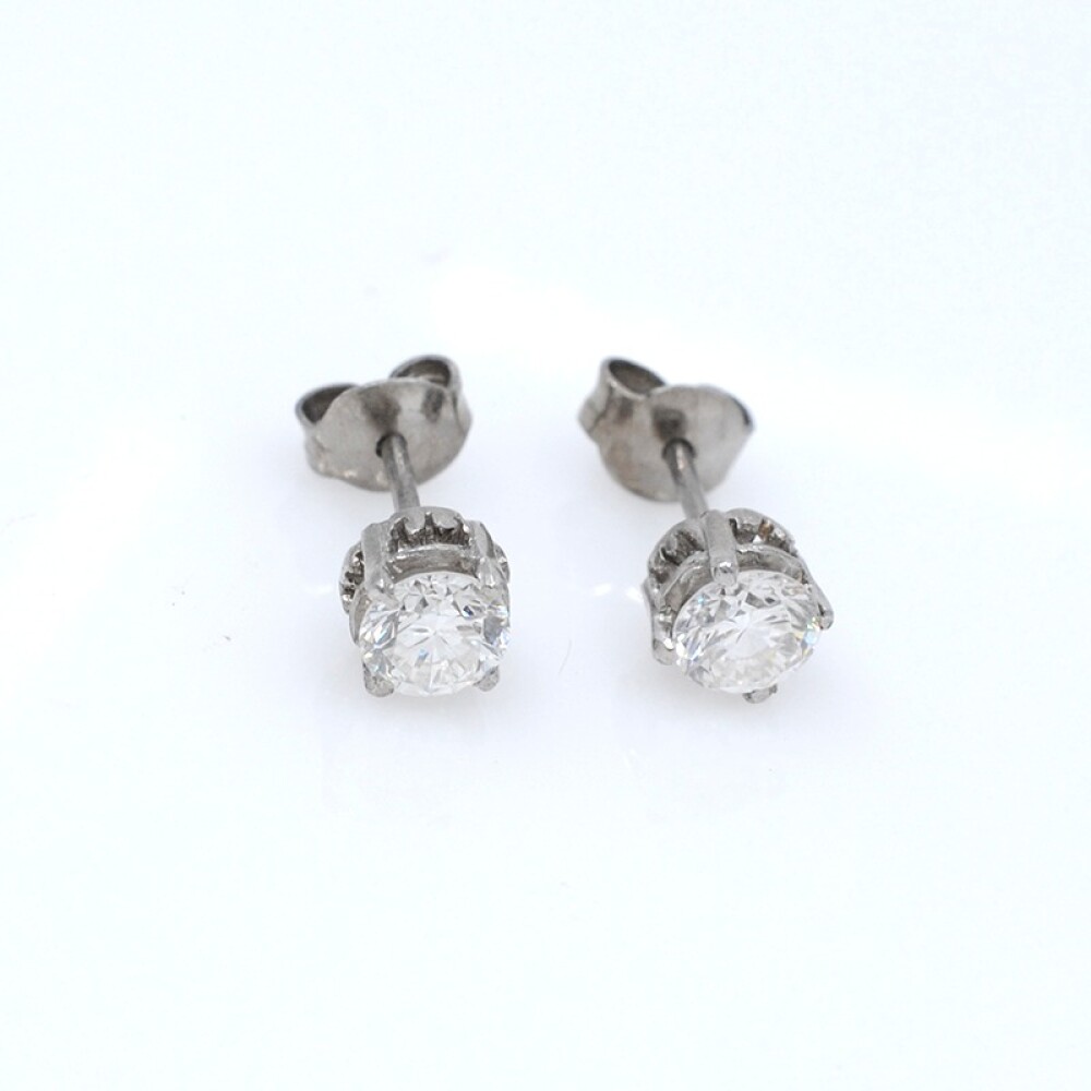 Caravanas antiguas en oro 18k blanco y brillantes Caravanas antiguas en oro 18k blanco y brillantes