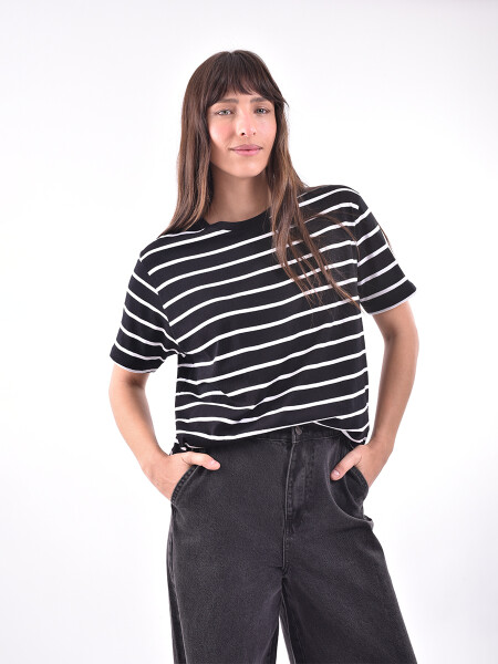 REMERA HESTIA VARIANTE 1