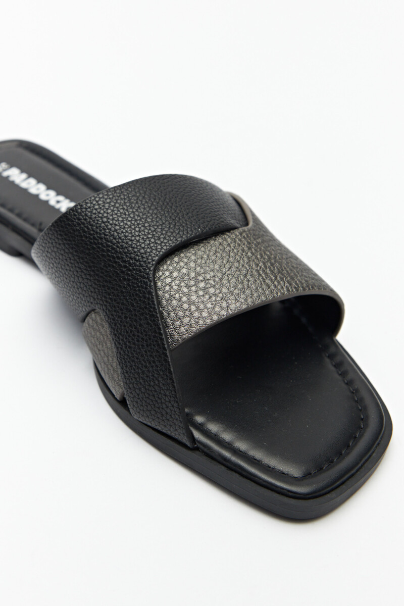 SANDALIA TATRE Negro