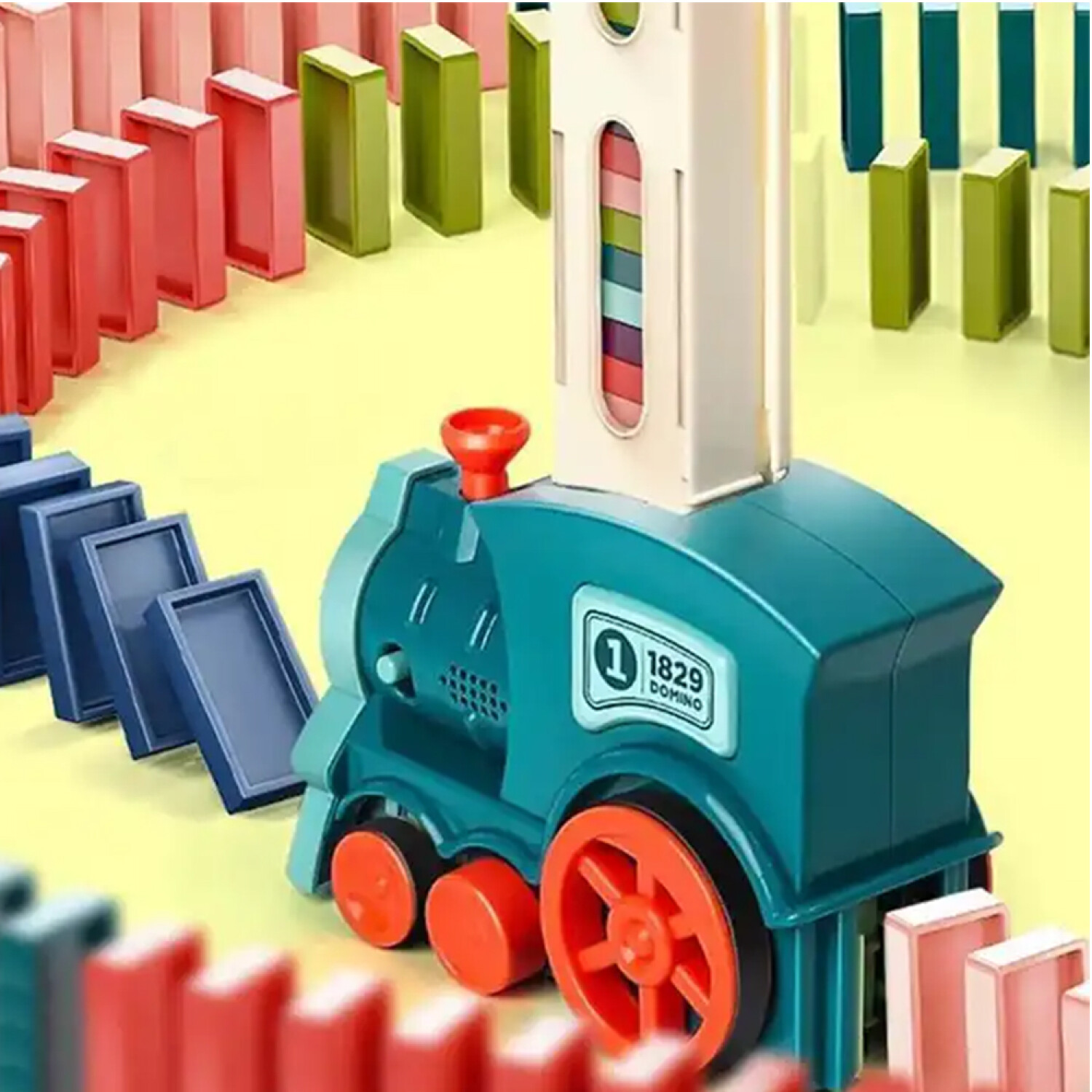 FORMIZON Tren De Dominó Eléctrico Con 120 Fichas Y 11 Accesorios – Juguete Educativo De Reacción En Cadena – Ideal Para Niños De 3+ Años (Tren Automático)