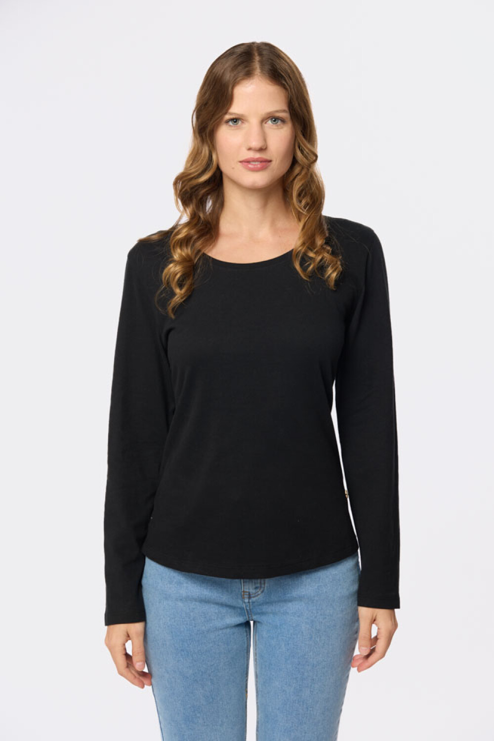 REMERA LISA MANGA LARGA Negro