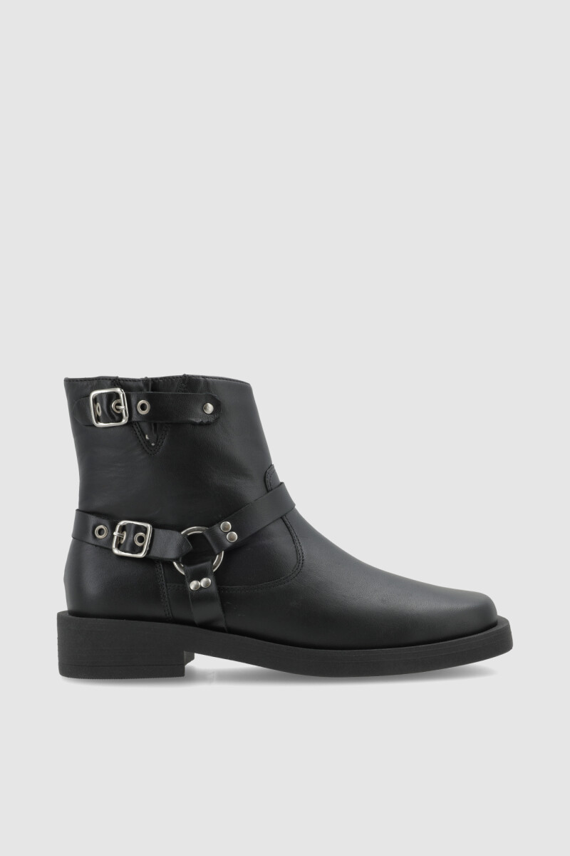Bota caña baja Calu 
