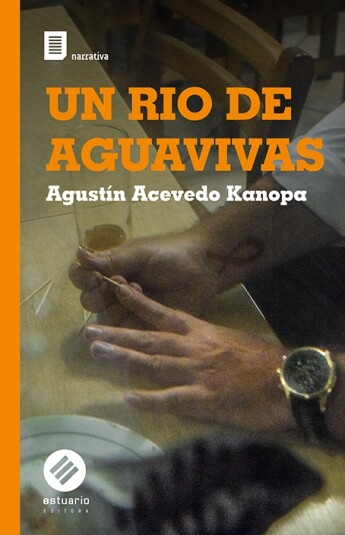 Un río de aguavivas Un río de aguavivas