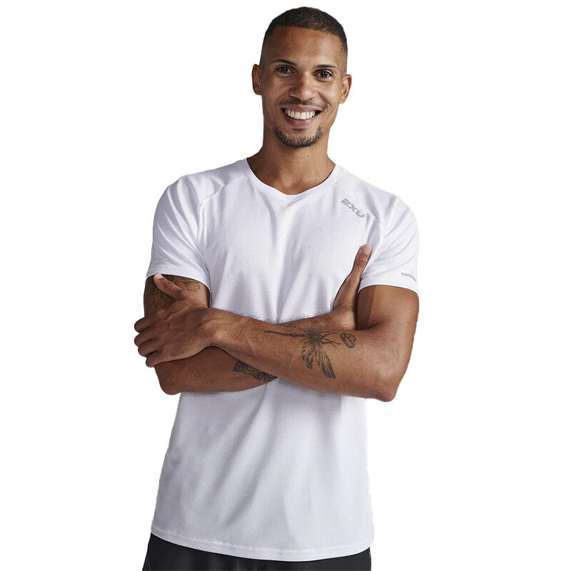 Remera 2XU Aero Tee Blanco