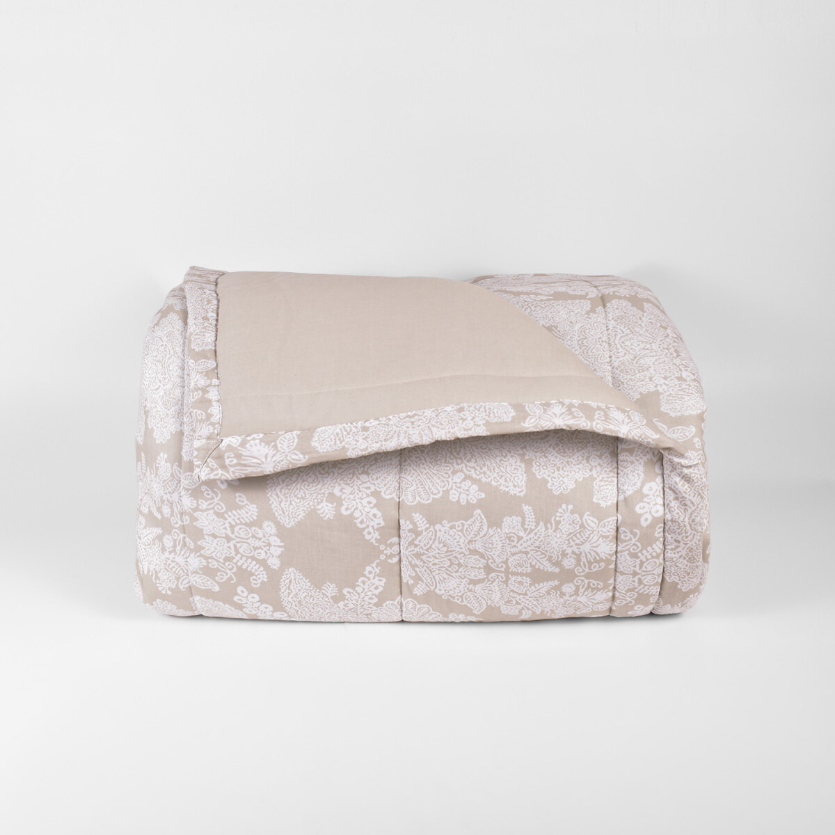 Edredón 120 hilos Col. Buzios Paisley Beige - Camera- Queen 