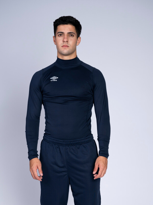 Remera Térmica Umbro Hombre sin sponsors