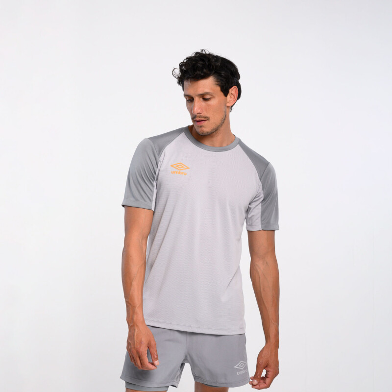 Remera Combined Hole Umbro Hombre 558