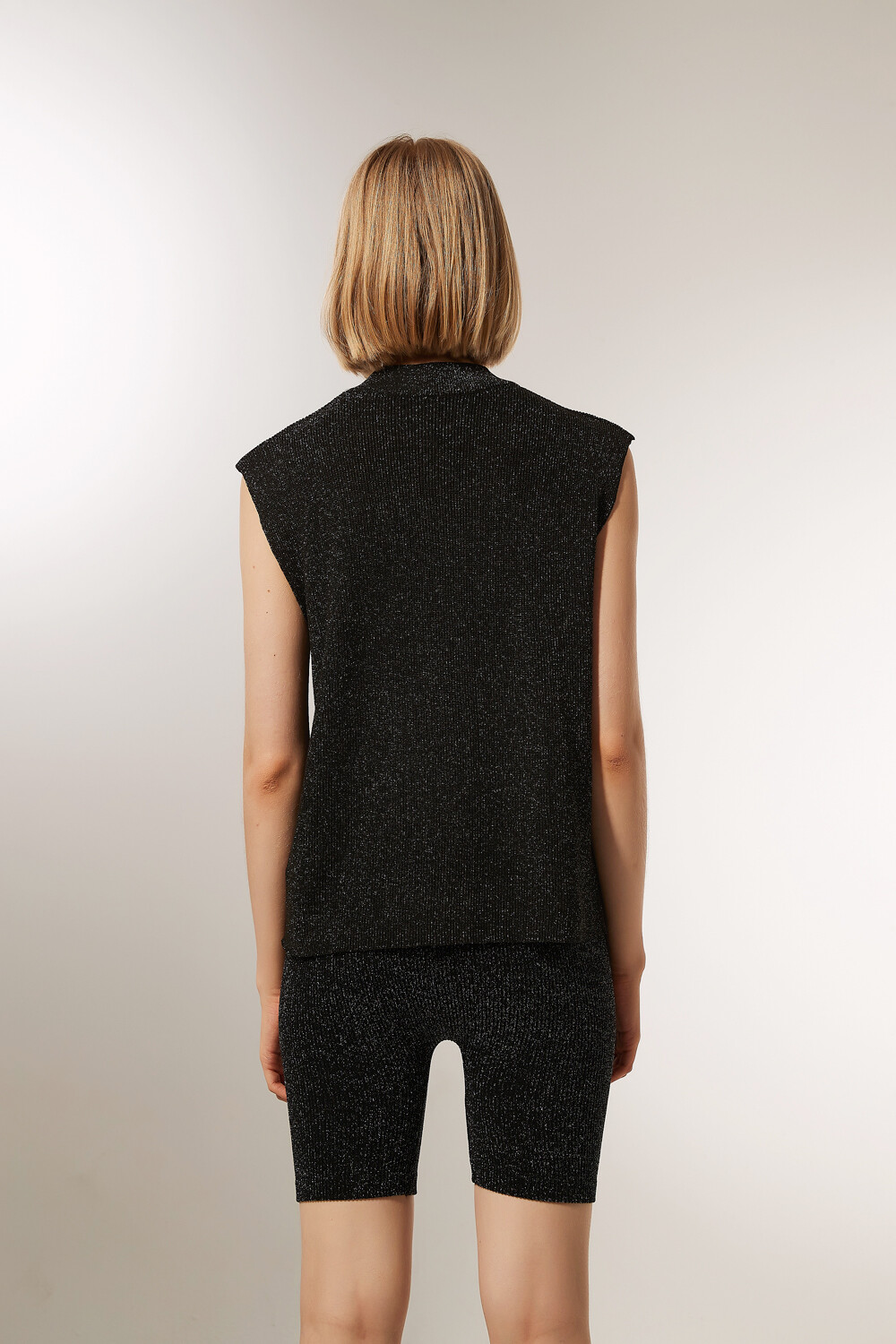 Remera Noise Gris Oscuro