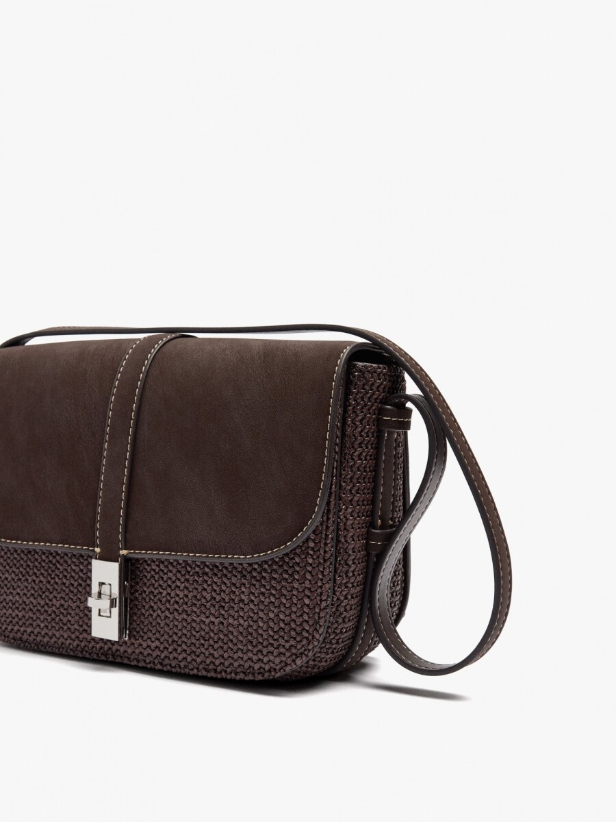 Bolso Bandolera Con Solapa Efecto Rafia marron