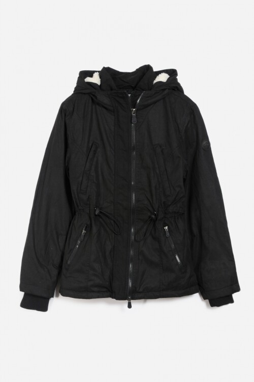 Campera con cierres NEGRO