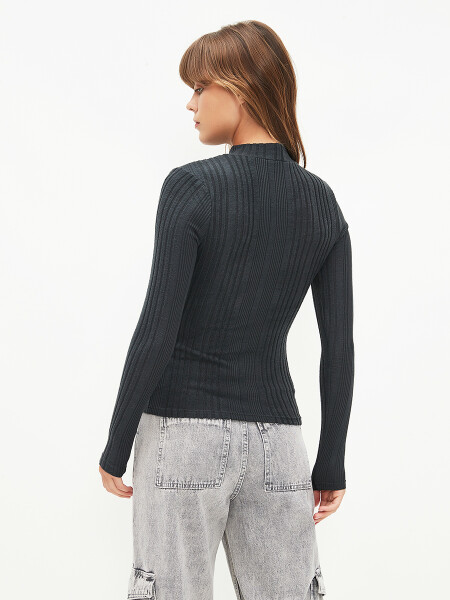 POLERA BROLLA GRIS OSCURO