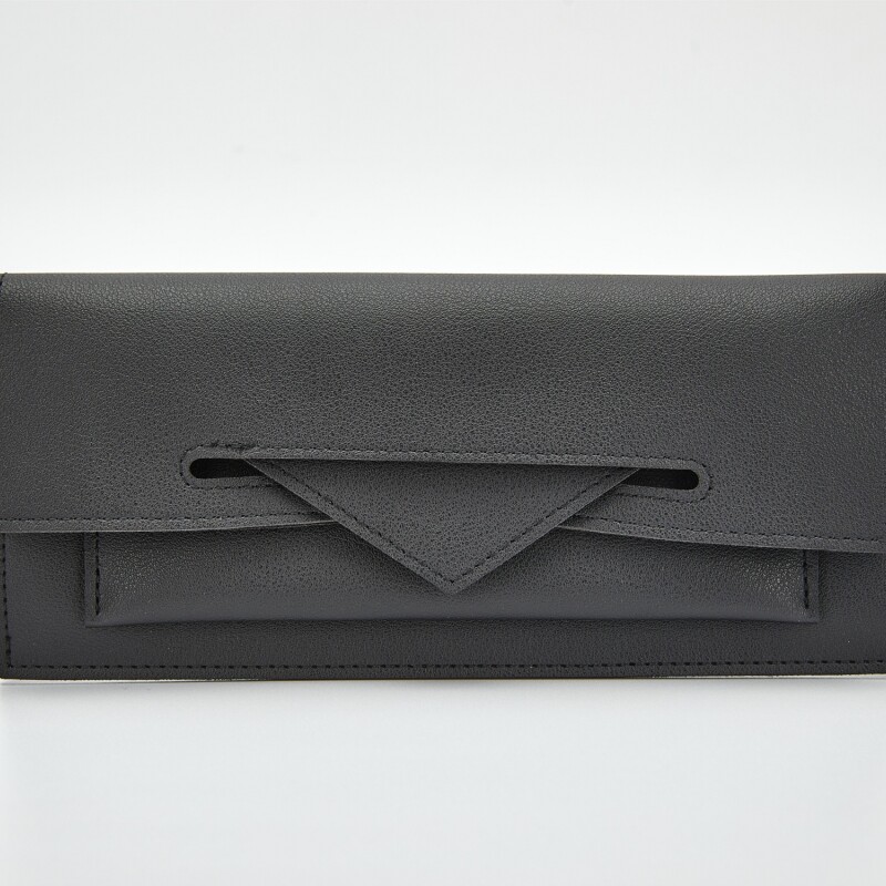 CARTERA LARGA CON CIERRE DE PRESION TRIANGULAR (NEGRO) CARTERA LARGA CON CIERRE DE PRESION TRIANGULAR (NEGRO)
