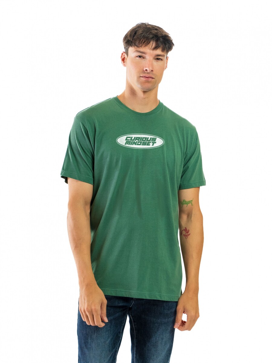 Remera Estampada Cuello Base - Pino/ Letras 049 