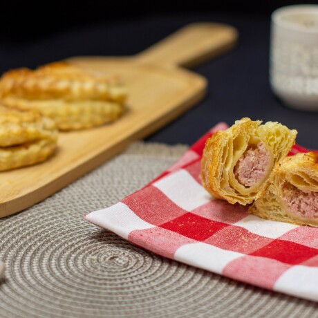 Empanada de Jamón en Masa de Hojaldre 000