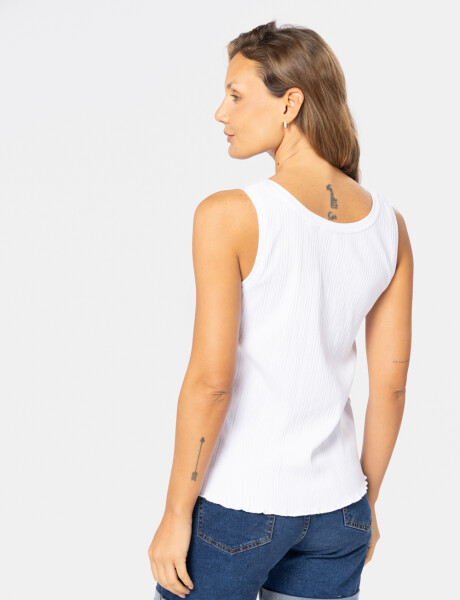 MUSCULOSA RIB CON BOTONES Blanco