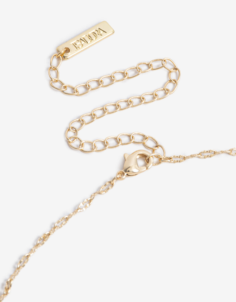 Cadena Corta con Dije Strass Collar Con Dije Cubic - Dorado
