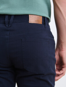 080431 PANTALON HARRY Azul Oscuro